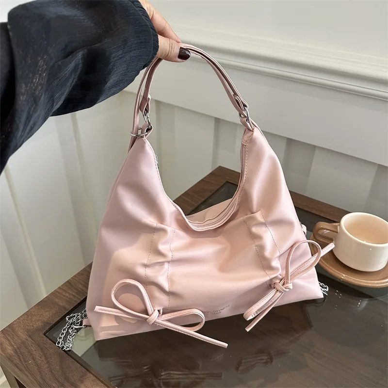 Сумка-тоут женская со складками и бантом вместительный саквояж на плечо из