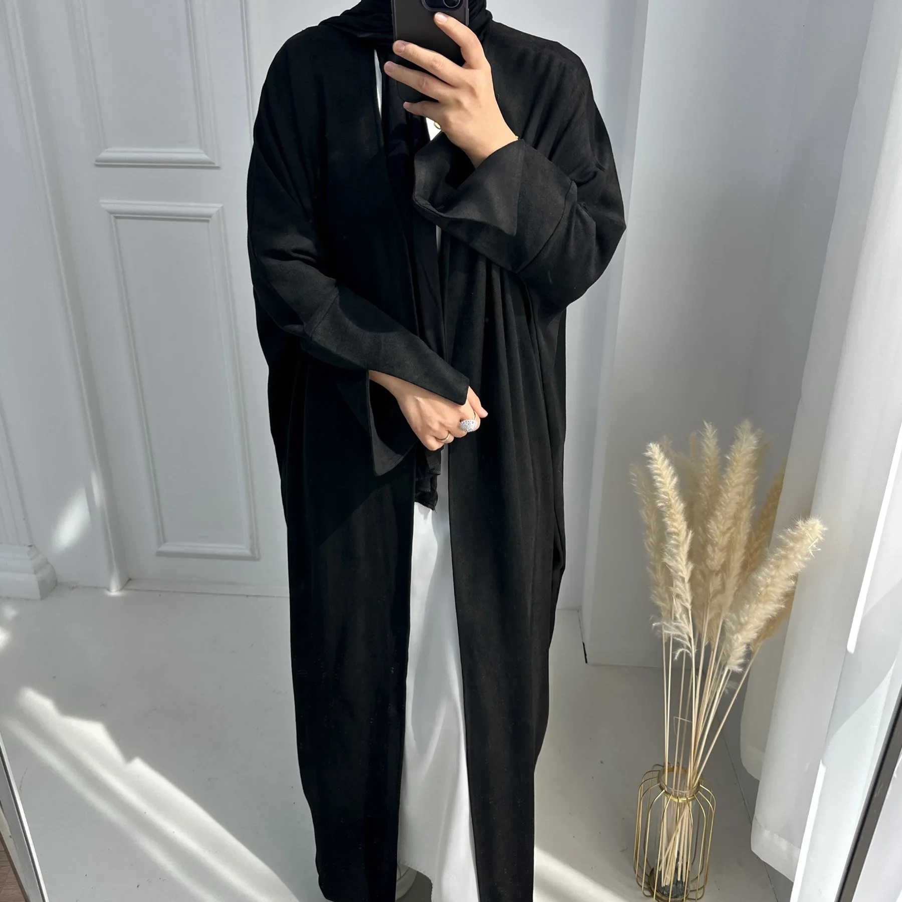 Рисунок 4 - Замшевая абайя, кимоно