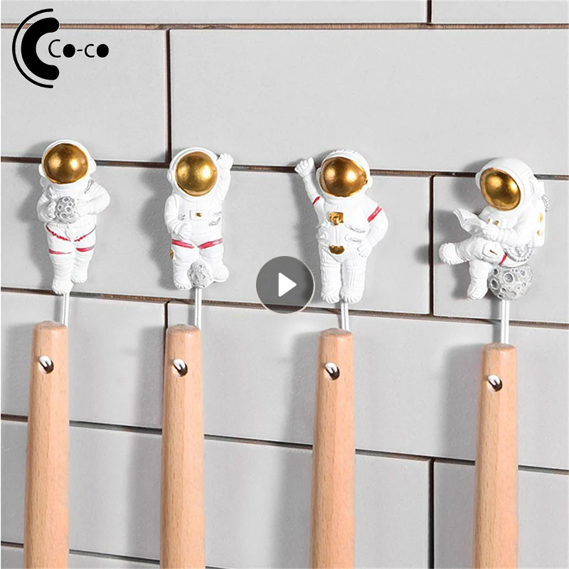 

Мультяшный крючок для астронавта планеты астронавта модельные крючки самоклеящийся прочный крючок из вискозы кухонные крючки без пробива...