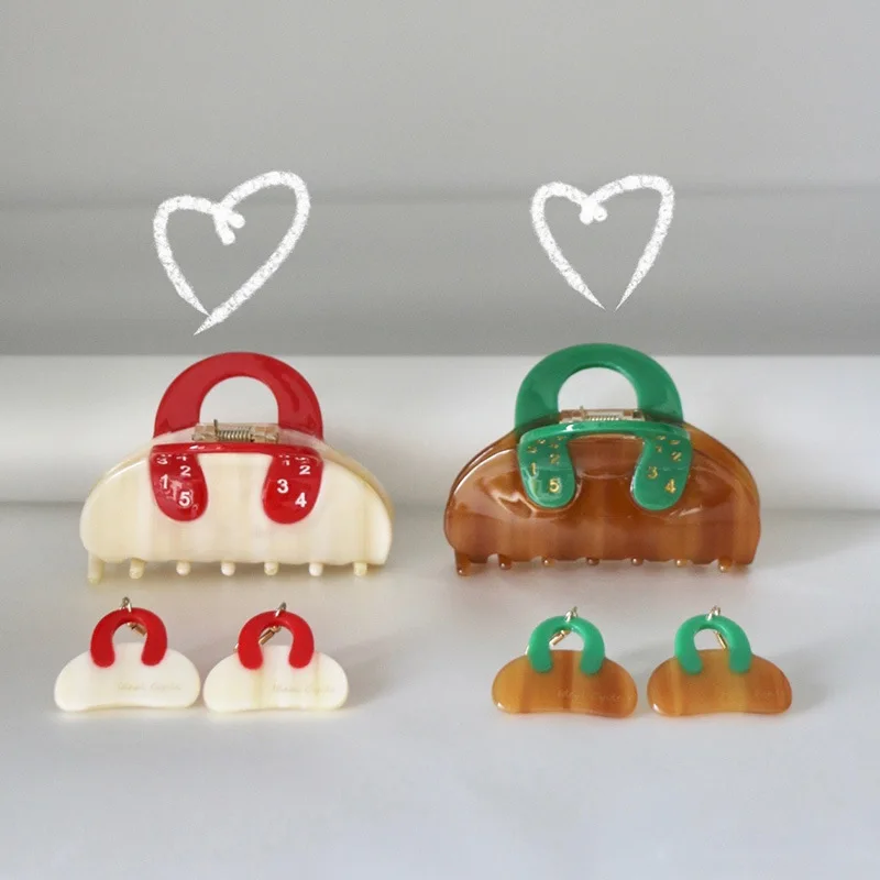 

Korean Fashion White Red Bag Hair Claws Accessories Women's Summer 2023 Vintage Hairpin Ladies Jewelry Wholesale Star Girl Y2k