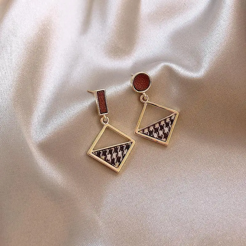 

s925 sterling silver needle retro square lattice pattern leather geometric asymmetric earrings ladies all-match jewelry