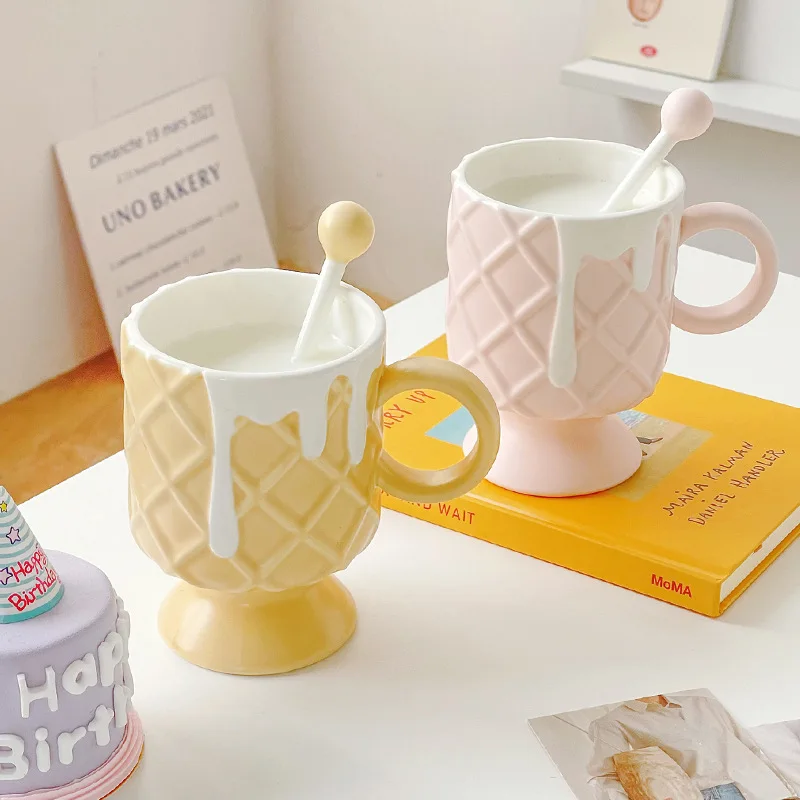 

Office Ceramic Water Mug Cream Ice Cream Coffee Cup with Stirring Spoon Ceramic Cup Ins High Beauty Personalized Milk Cup