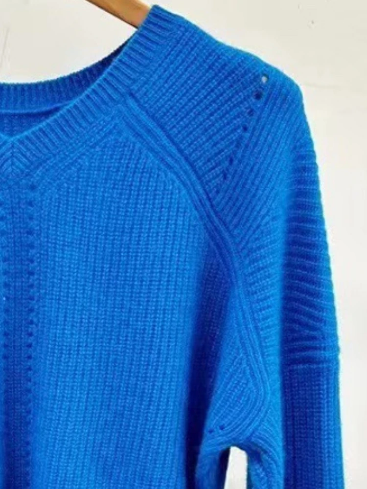 

2023 Early Spring New Women Sweater Loose Sweater Klein Blue Hollow All-match Knitted Pullover