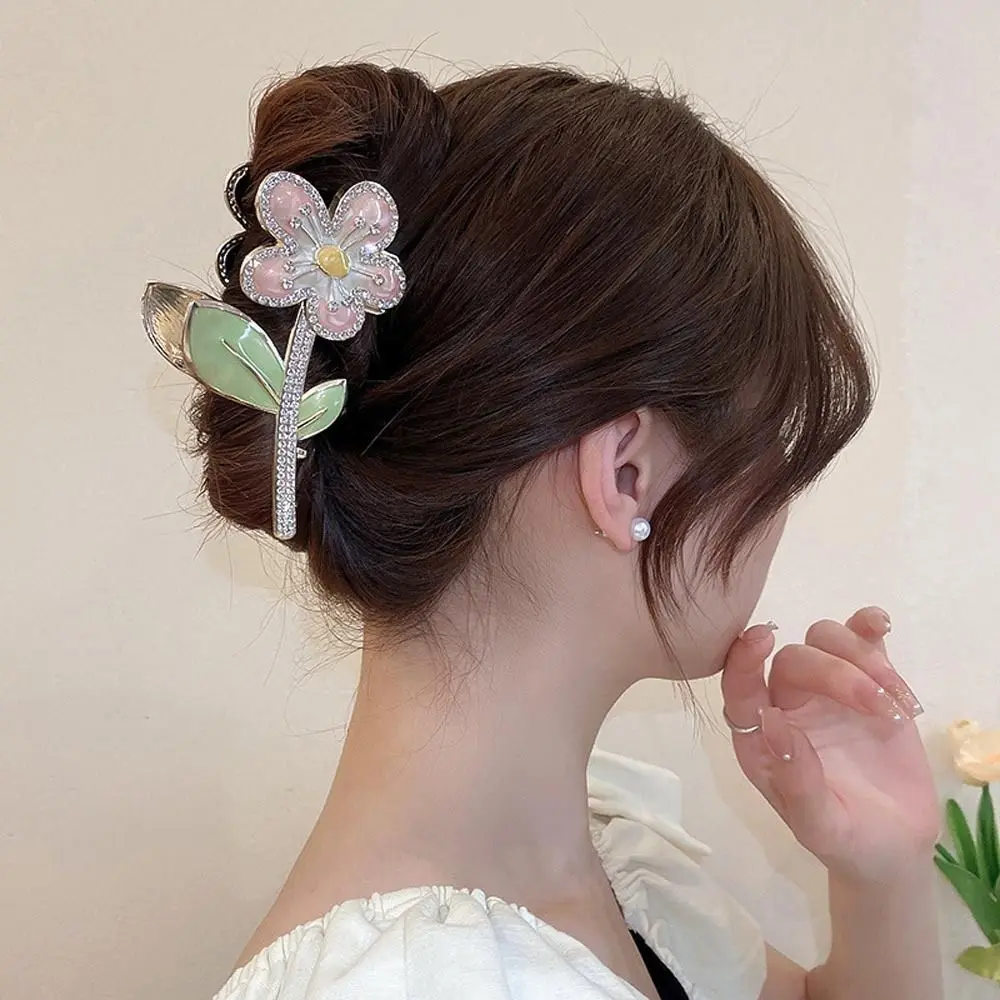 

Ponytail Holder Dripping Oil For Girls Temperament Crystal Shark Clip Flower Hair Claw Korean Hairgrip Women Hair Clip