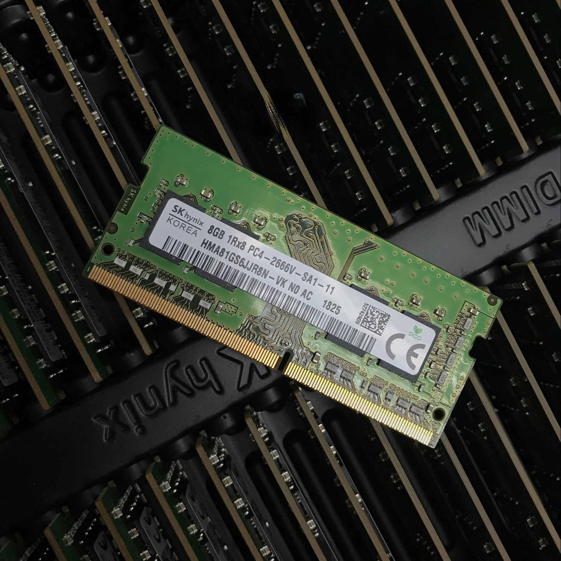 

8GB 1RX8 PC4-2666V-SA1-11 HMA81GS6JJR8N-VK Notebook Memory
