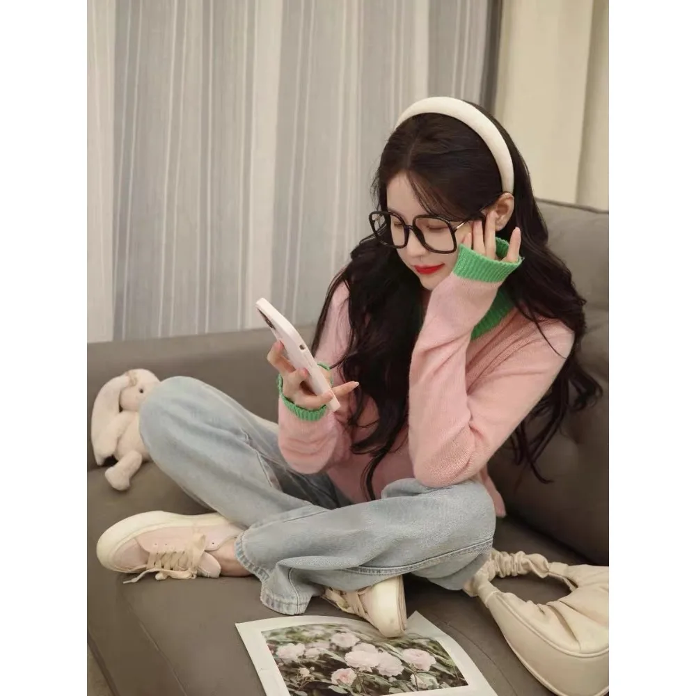 

Patchwork sweater women's new autumn design sense niche knit top long sleeves