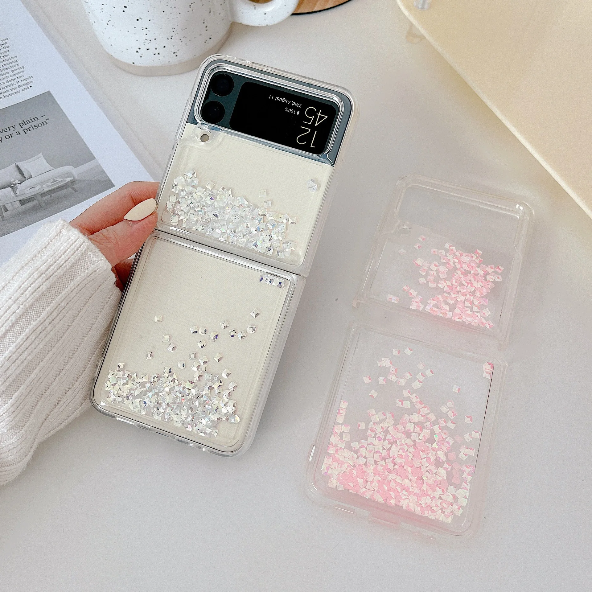 

Galaxy Z Flip 5 4 3 Bling Glitter Quicksand Sequins Phone Case For Samsung Flip5 Flip4 Flip3 5G Shockproof Transparent Cover
