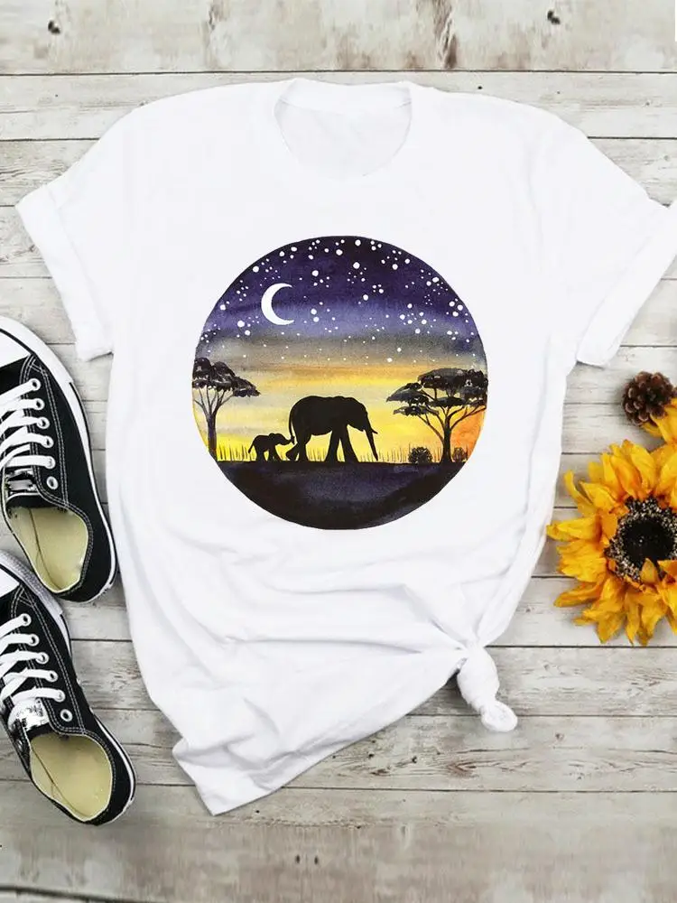 Женская футболка с принтом кошачьего лица и коротким рукавом |