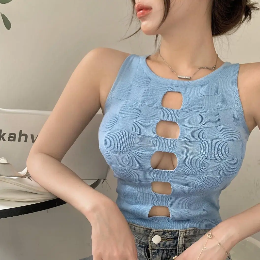 

Новинка лета 2022, вязаные женские топы с вырезами, пикантный укороченный топ без рукавов, тонкие облегающие свитера