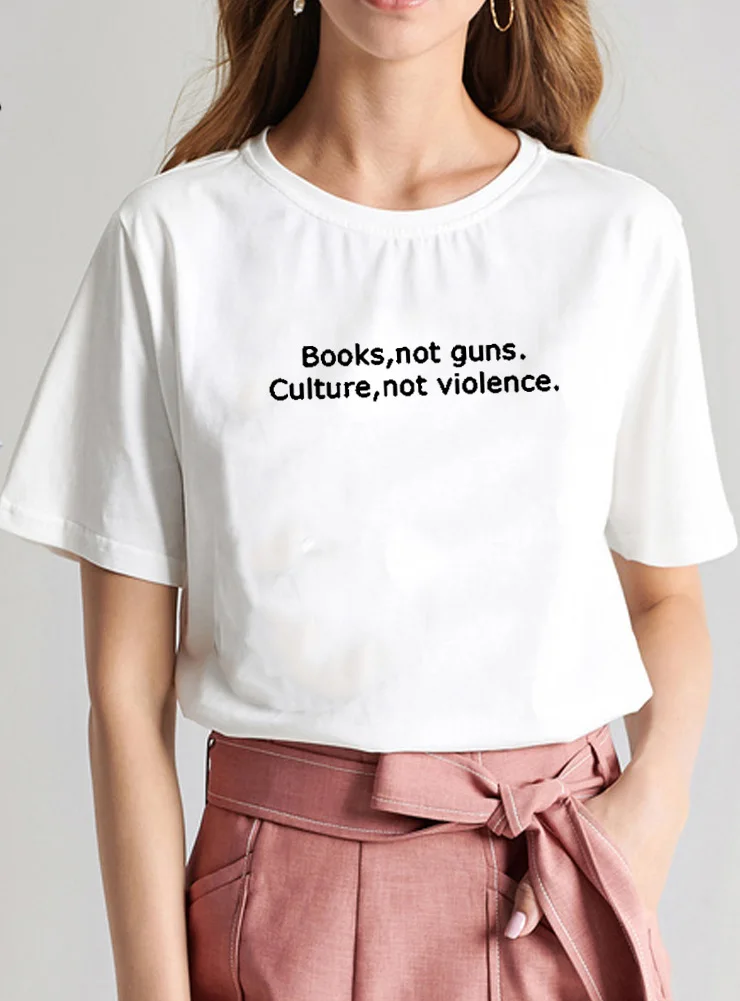 

Повседневная летняя уличная одежда, черная, белая футболка, женская футболка с принтом книги не пистолет, свободная футболка с коротким рукавом, Топ