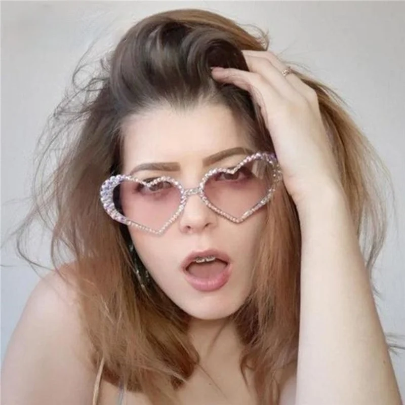 

Heart Sunglasses Women Designer Cat Eye Handmade Sunglasses Diamond Inlaid Frame Sun Glasses Ladies Lovely Sunglass UV400 2022