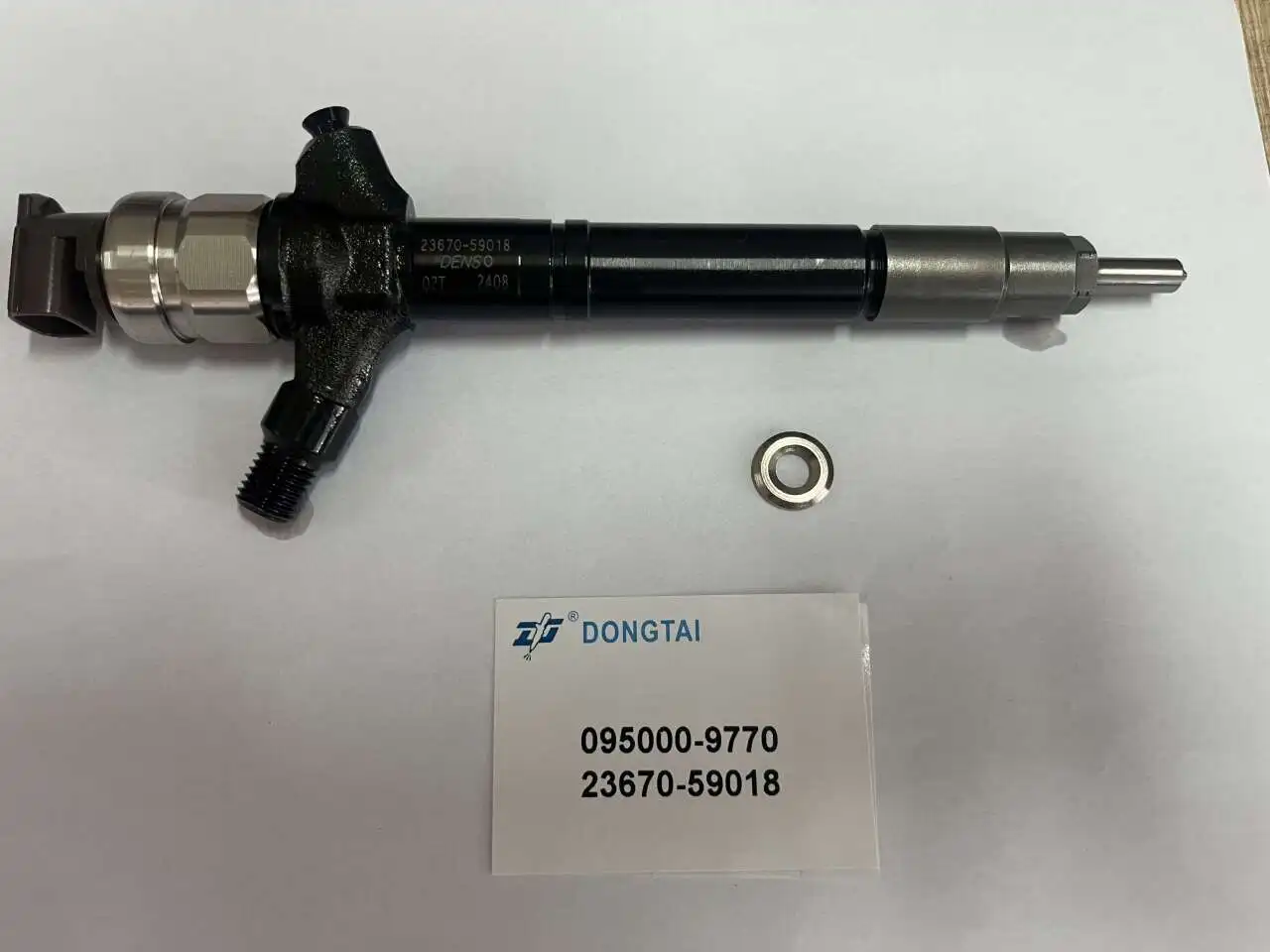 DEN-SO COMMON RAIL INJECTOR 23670-59018 095000 -9770 ИГРУШКА - OTA 1 В постоянного тока LANDCRUISER 70 СЕРИЯ
