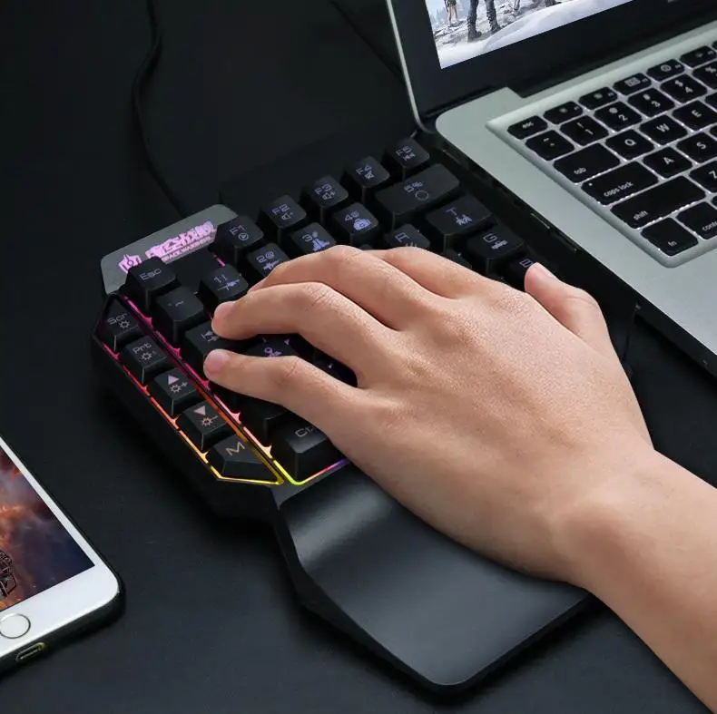 

Mini Gaming Keyboard Mobile Tablet One-handed Wired Game Keypad for LOL PUBG CF Game Colorful Backlight Keyboard Gamer