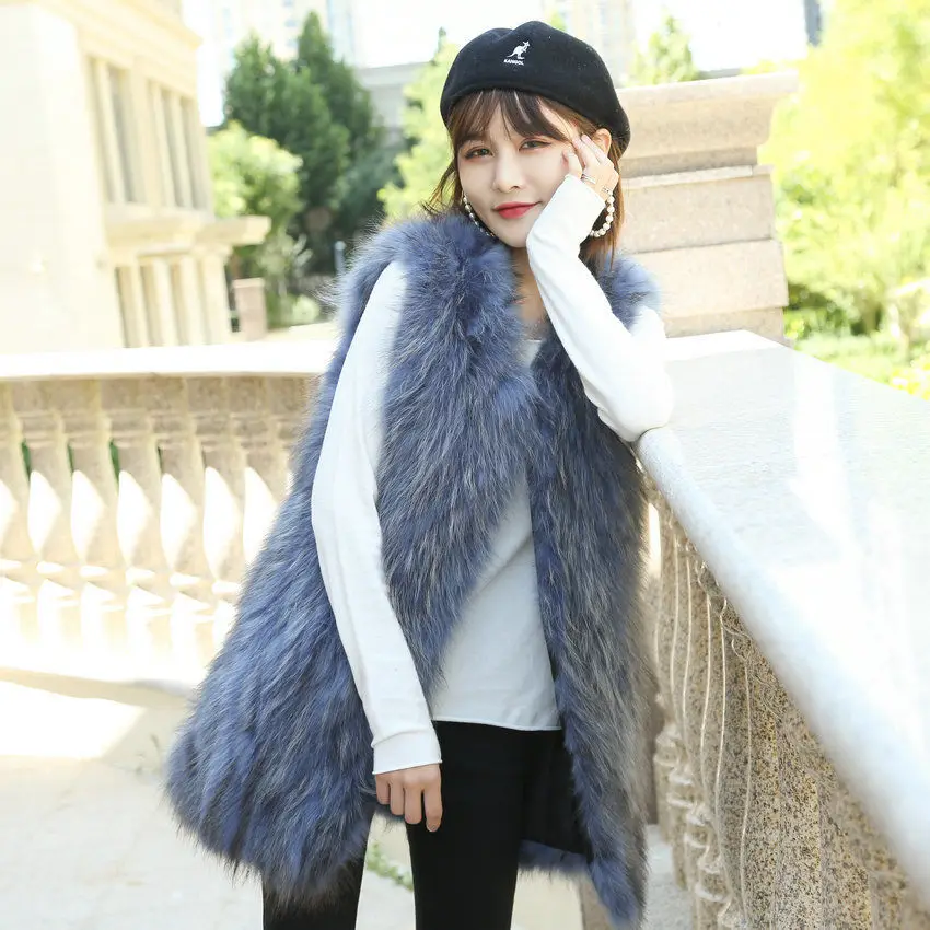 

2022 Women's Autumn Winter New Long Real Fur Waistcoat Female Genuine Raccoon Fur Vest Coats Ladies Slim Sleeveless Jackets Q405