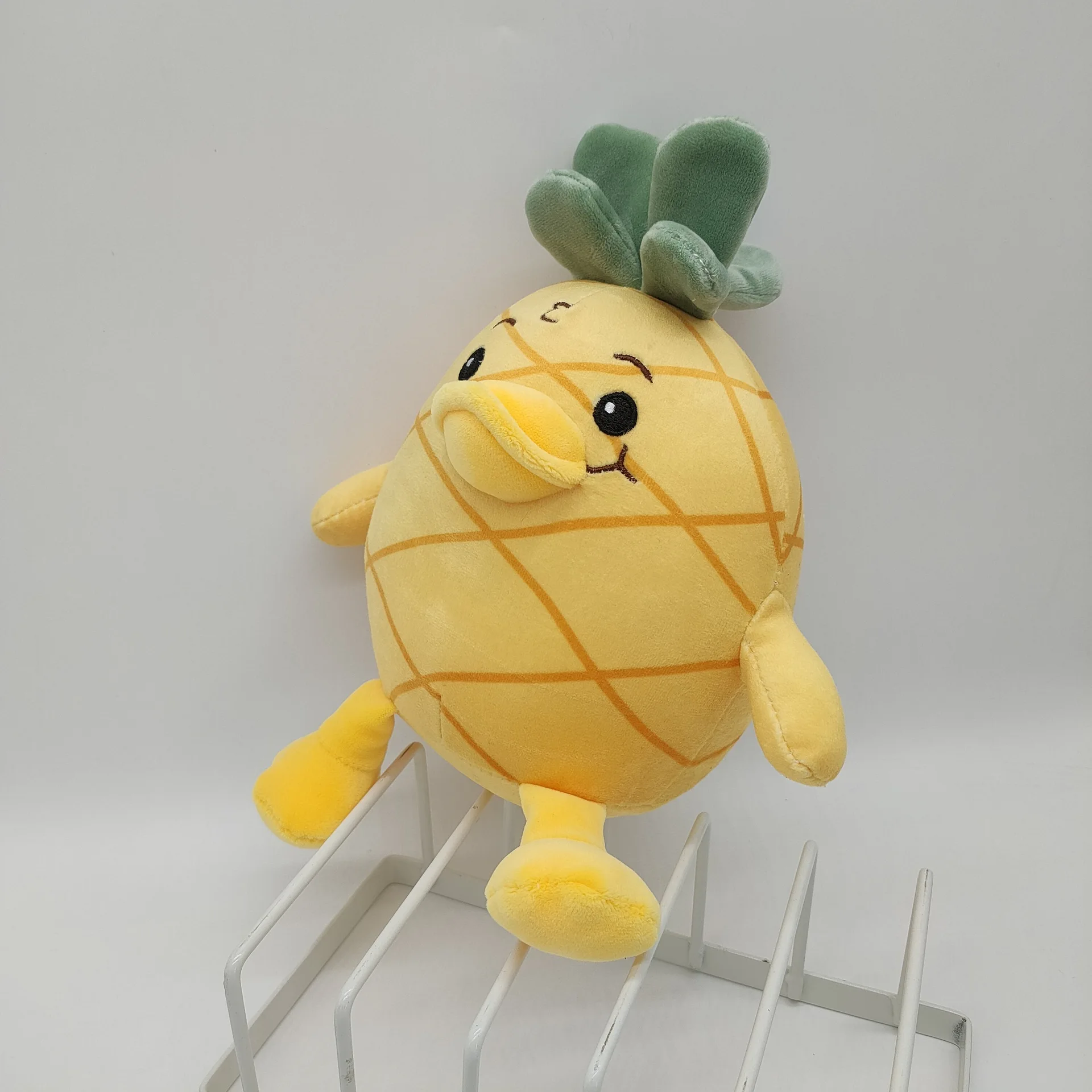 27CM Kawaii Georgie Plush Toy Pineapple Duck Soft Stuffed Animal Plush Pillow Doll Decorations Home Anime Merch Toy Wholesale