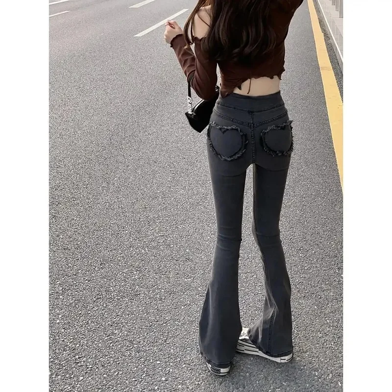 Рисунок 5 - Джинсы женские винтажные с высокой талией