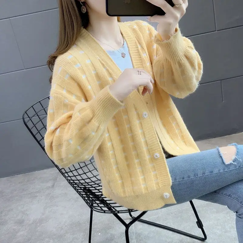 

Yellow Japan Casual V-neck Button Fashion Simple Knitted Women Sweater Cardigan Coat Autumn Top Girl Cloth Clothing Loose coat