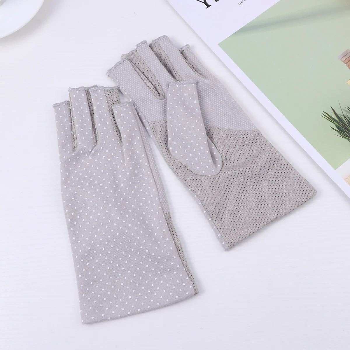 

UV Protection Gloves Women Ultraviolet Light Half Women's Cycling Clothing
