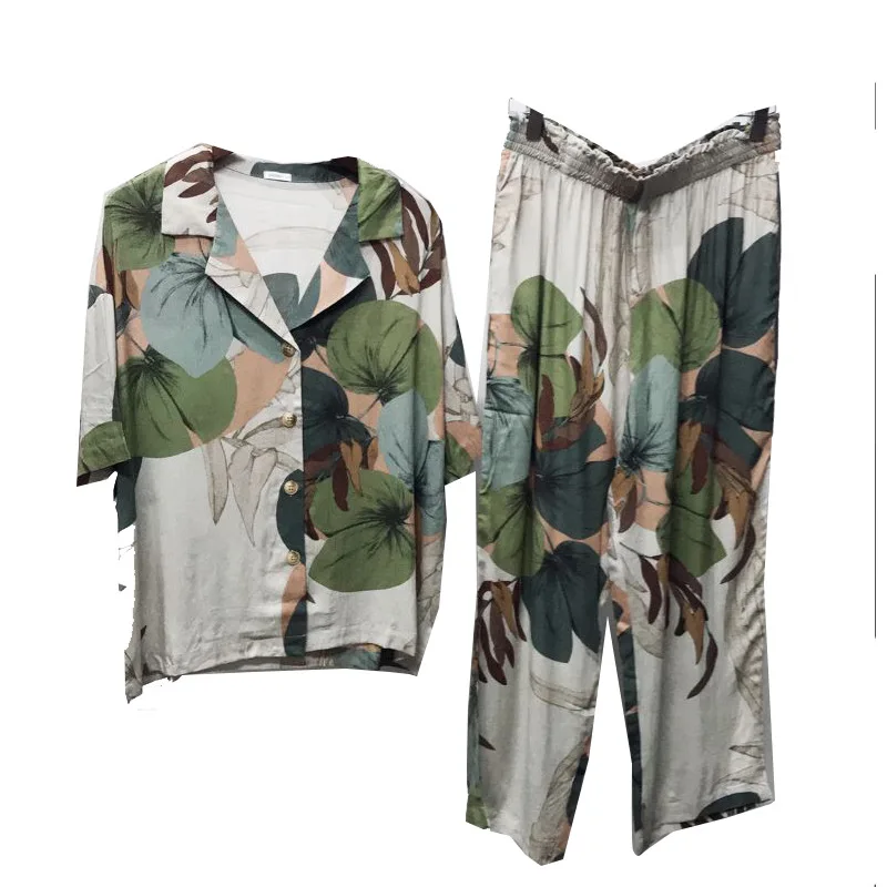 Пижама женская с коротким рукавом укороченные брюки комплект пижам принтом