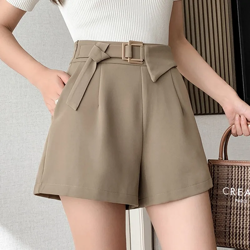 Шорты женские с завышенной талией и широкими штанинами однотонные базовые