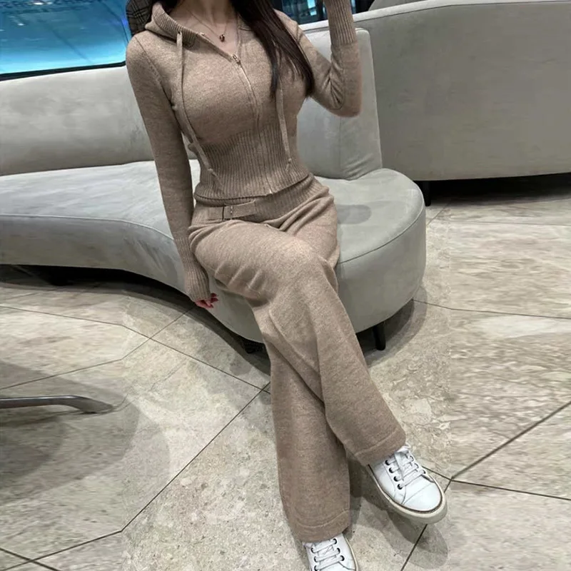 Женский костюм-двойка с капюшоном пикантный облегающий трикотажный пиджак на