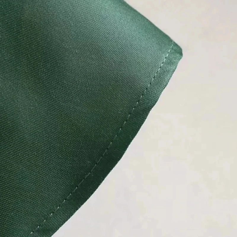 Женская атласная рубашка с V-образным вырезом и рукавами-фонариками S6676