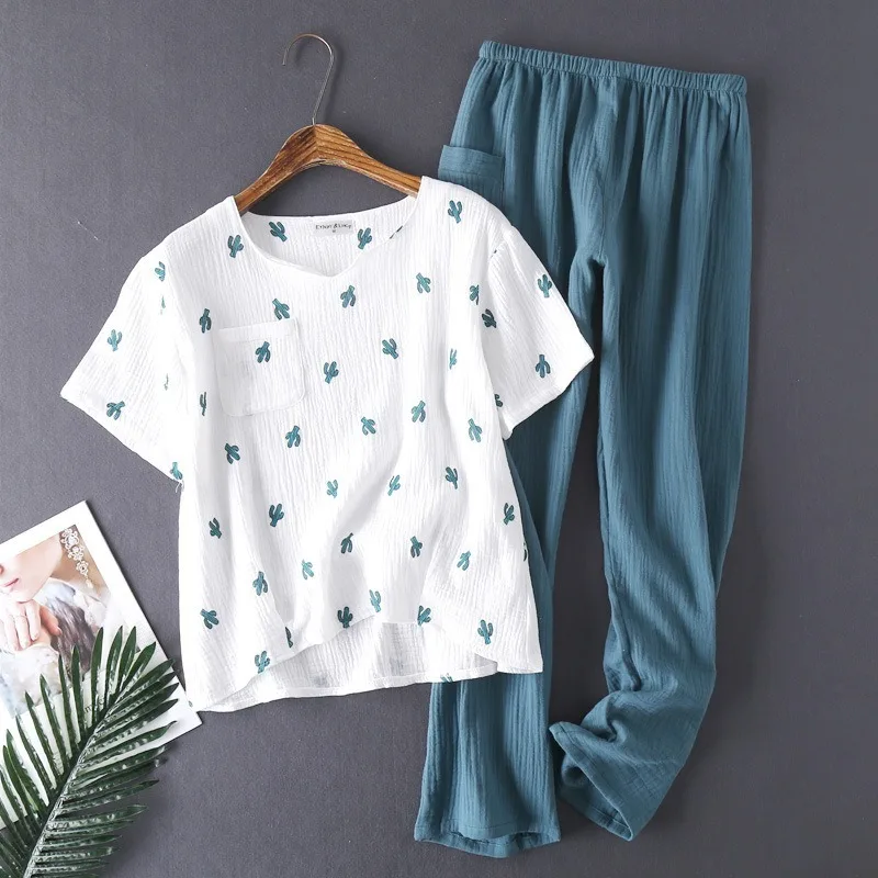 

Disney Warm Pajamas Ladies Sexy Lace Robe