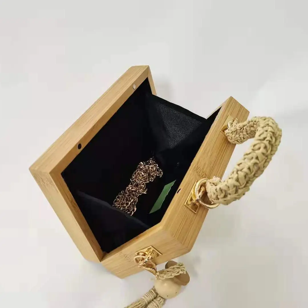 Плетеная соломенная сумка через плечо с бамбуковой бахромой ручной работы