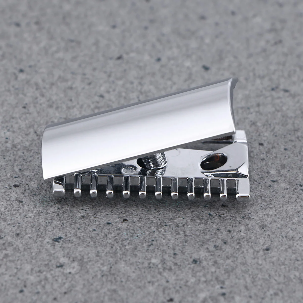 

Head Shaver Protector Double Replacement Zinc Alloy Metal Sturdy Safety Gear Head，Shaving Head，Double Travel Edge Trimmer Mens