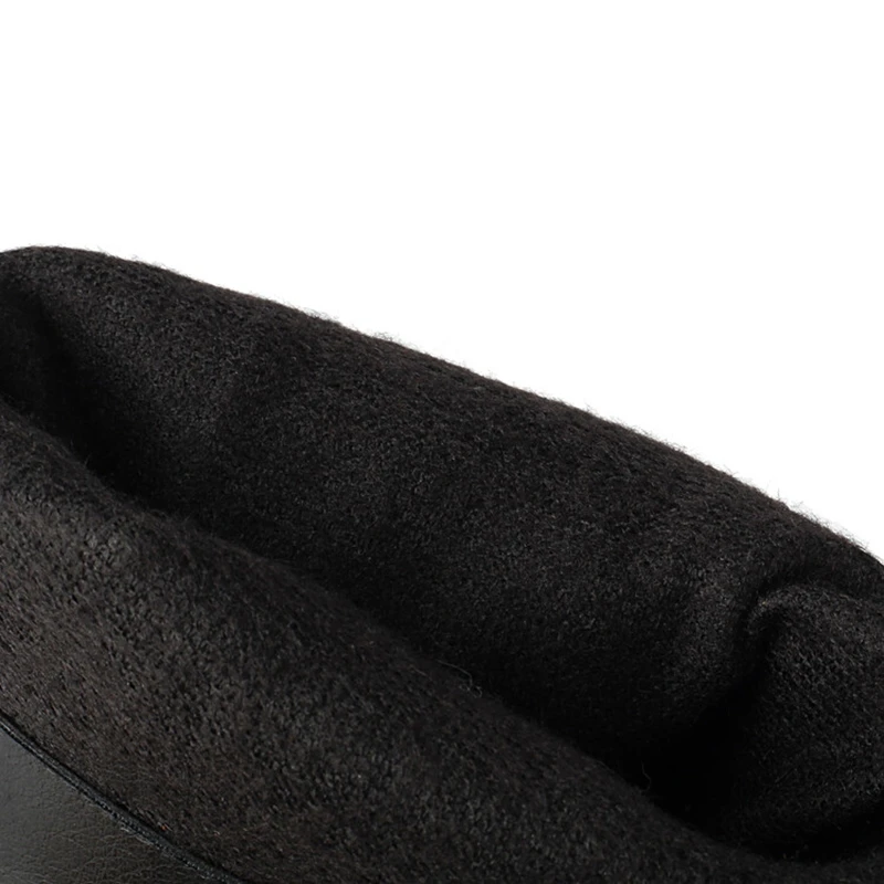 Женские флоковые сапоги на платформе 4 см с круглым носком