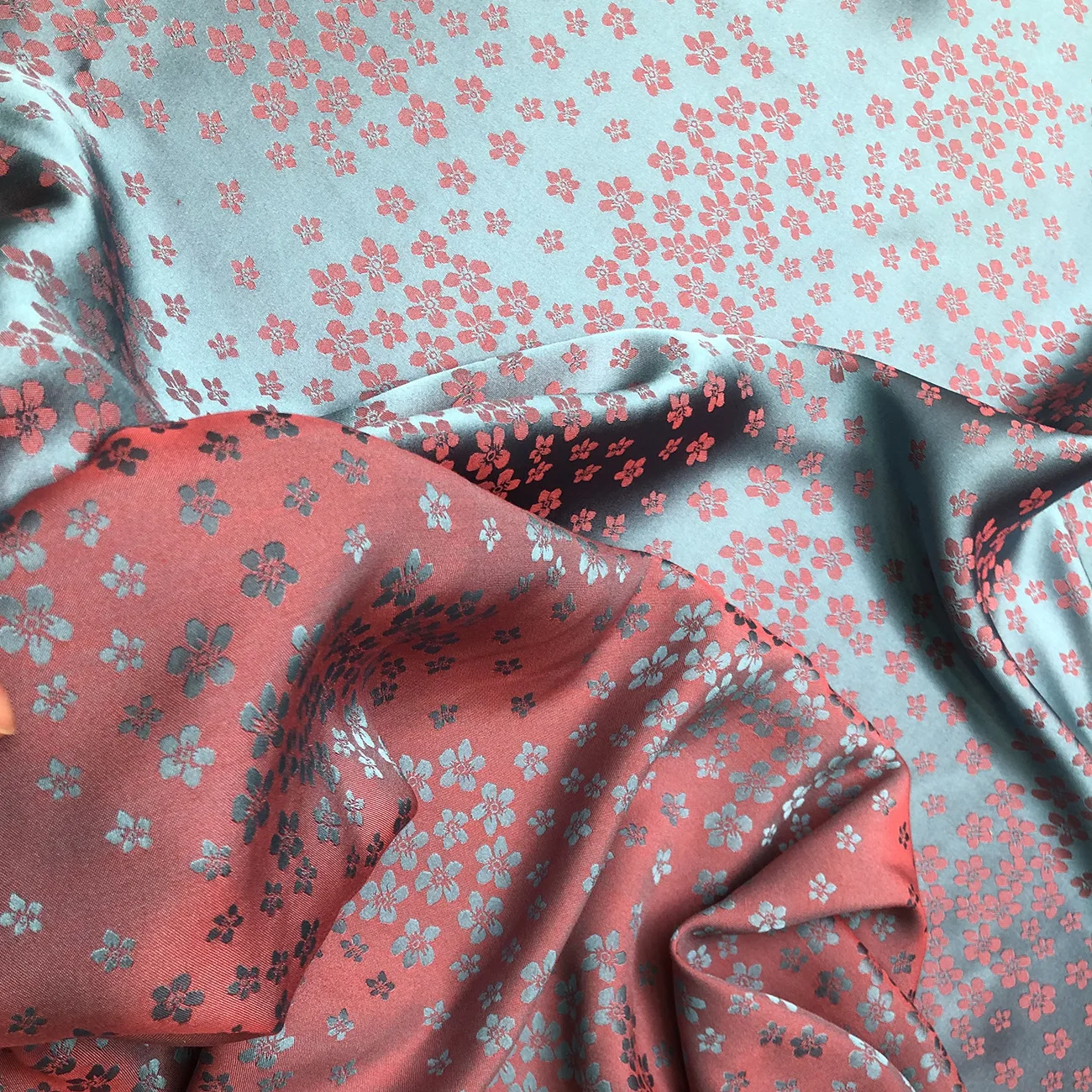 

Damask Brocade Satin Fabric Peach Blossom Silk Floral Jacquard Fabric for Making Horse Face Skirt Cheongsam Kimono African Dress