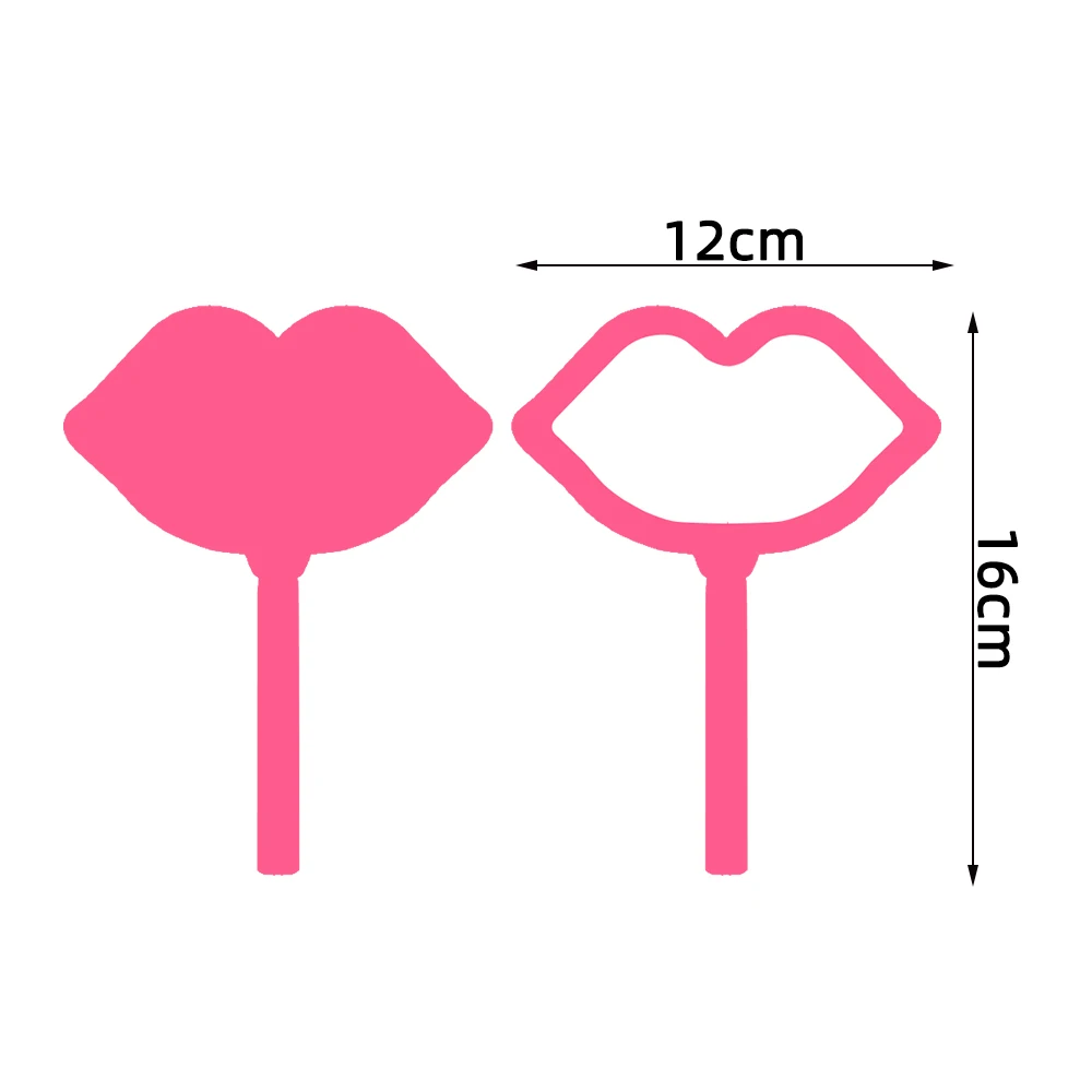 

Зеркало в форме губ