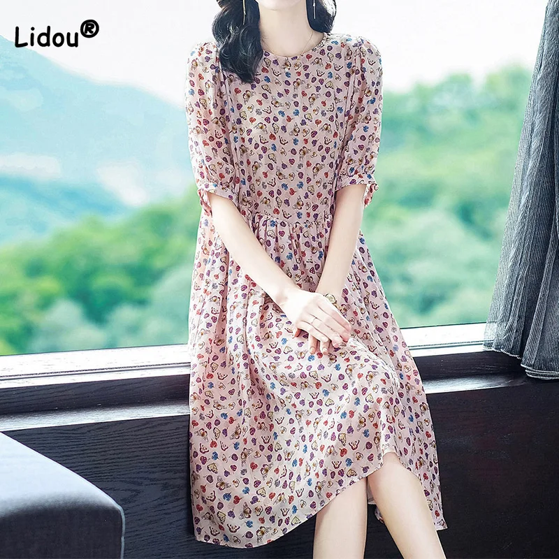 Купи Summer Fresh and Sweet Crew Neck Floral Print Short Sleeve Mid-length Beach Dress Women's Clothing Silk Folds Loose A-line Skirt за 1,193 рублей в магазине AliExpress