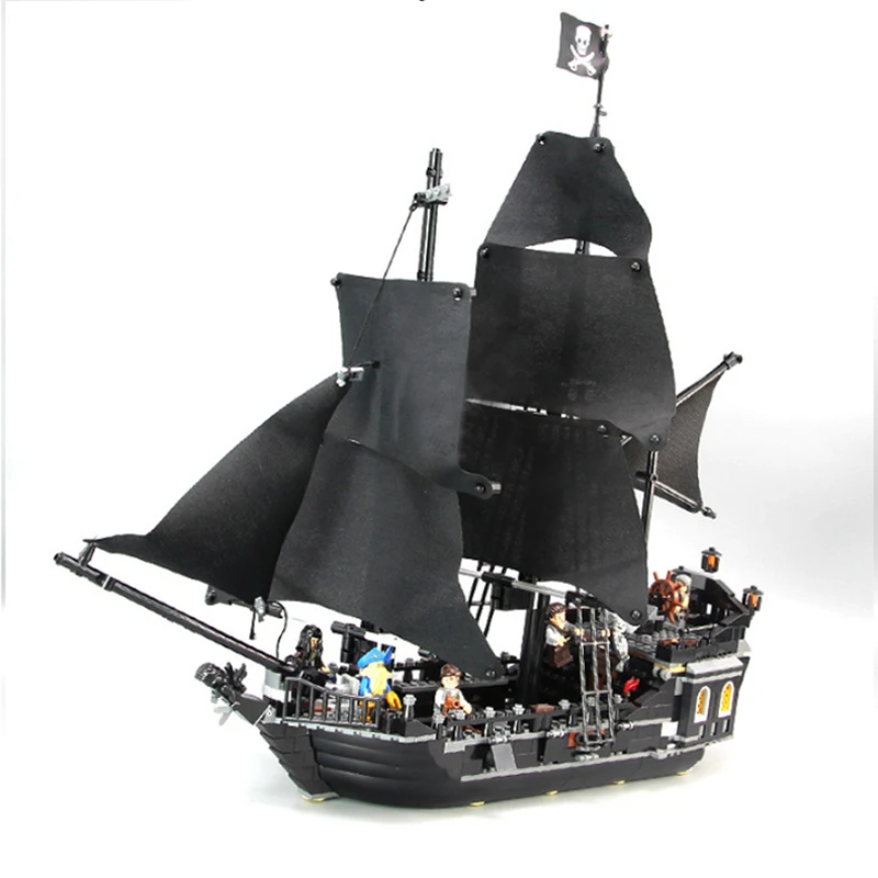 Конструктор пиратские корабли Карибского моря набор кирпичей с черной