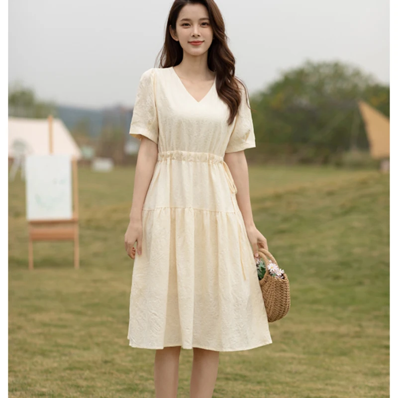 

KAVISSO 2022 Korean Women's Hepburn V-neck Drawstring Waist French Style Mid-length Dress Short Sleeves Elegant Fairy Dress