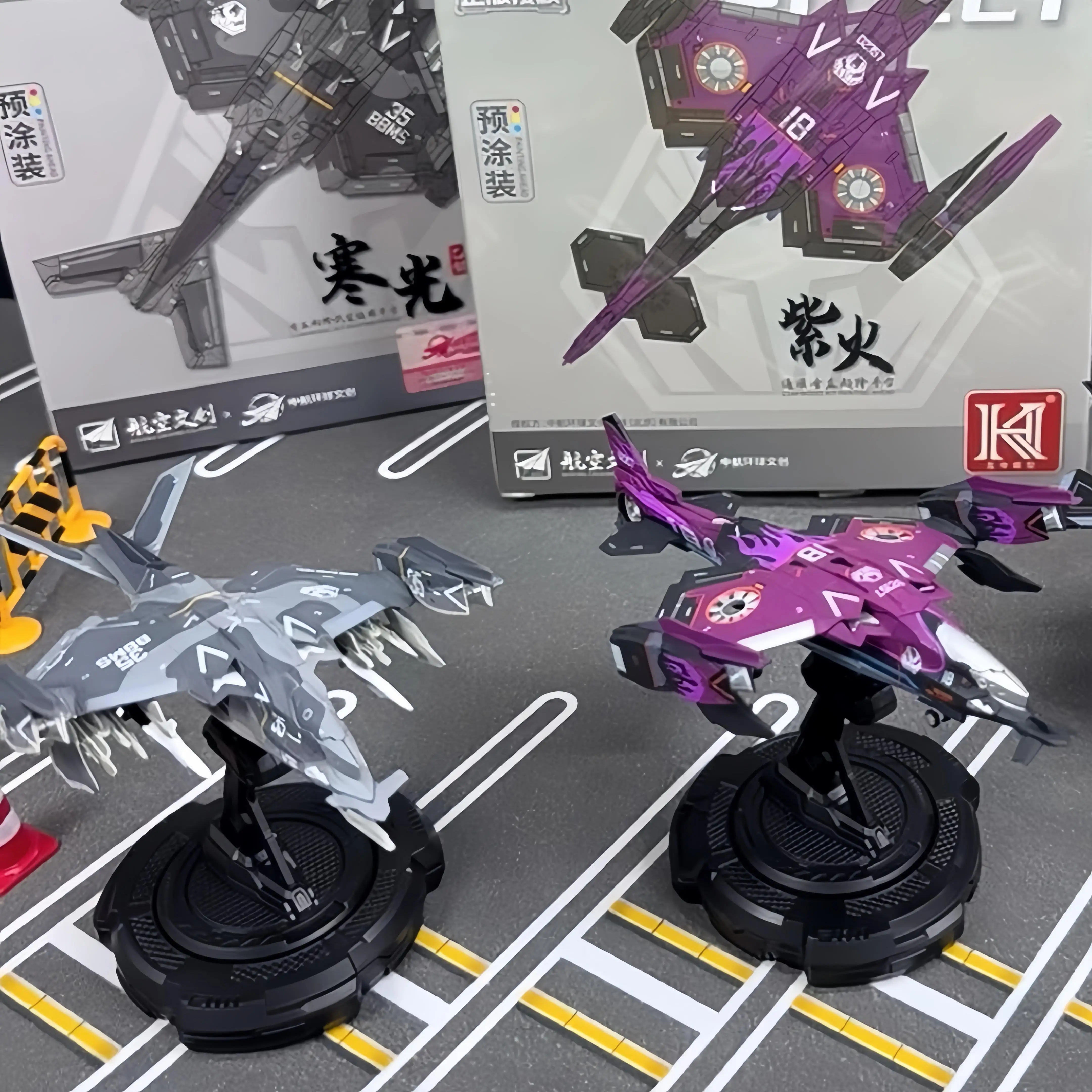 Фото Оригинальный конструктор HK 1:144: Фигурки персонажей аниме «Холодный Блеск» и «Белый Император: Пурпурное Пламя», сборные модели, подарки №3