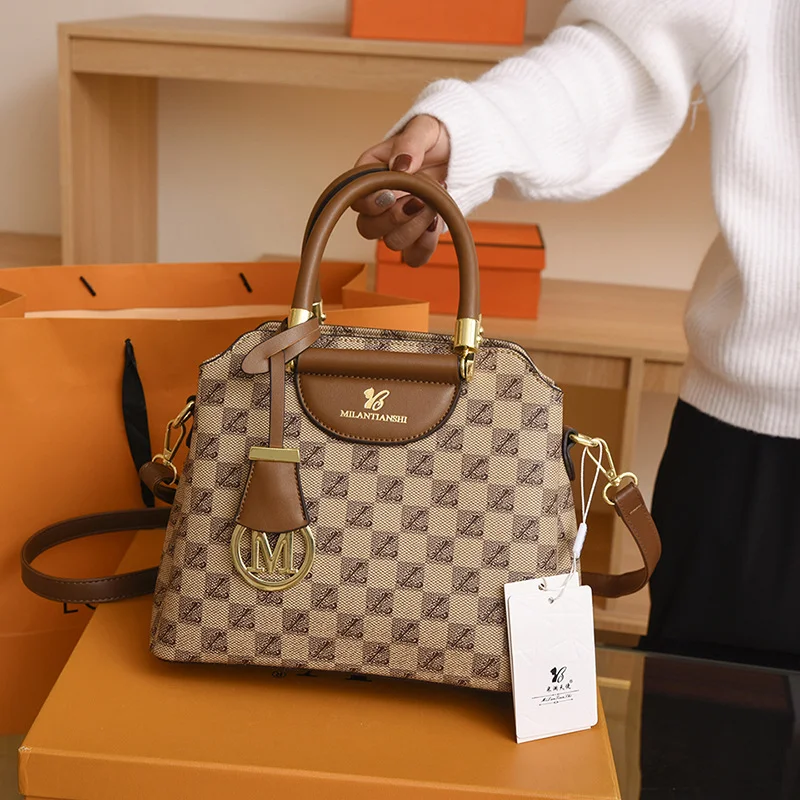 

Новая женская сумка-Кроссбоди на ремне