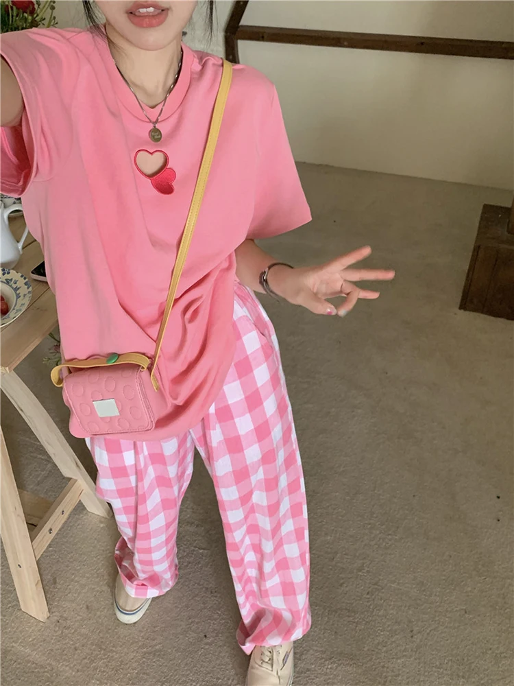 

Loose Pant Sets Women Summer Pink Love Hollow Out TShirt Elastic Waist Plaid Pants Casual 2 Piece Sets Outfits Women Clothes