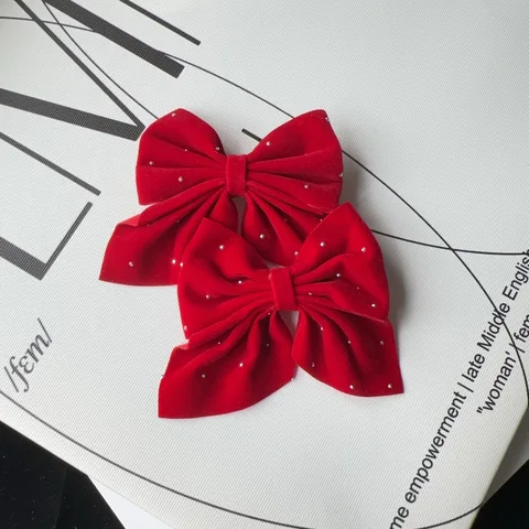 Детские заколки CUTE BOWS со звездами и красным бантом