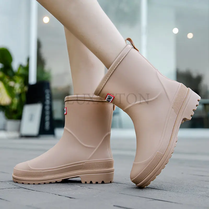 Women Rain Boots Waterproof Non-slip Mid-tube Boots Pvc Rubber Shoes Kitchen Overshoes for Reasons Fashion Botas De Mujer images - 6