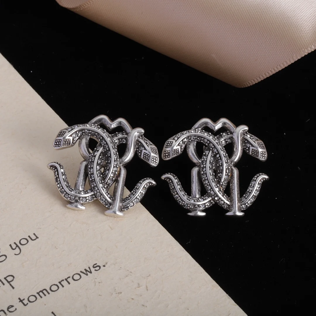 

Vintage Earrings for Womens Luxury Trendy Snake Zircon 2023 Ear Studs New In Jewelry for Women Holiday Gifts Free Shipping Items