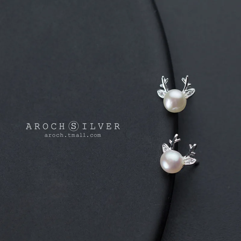 

Stud Earrings for Women Christmas Elk-Shaped Stud Earrings Korean Style Fresh Diamond-Embedded Antlers Pearl Cute Jewelry