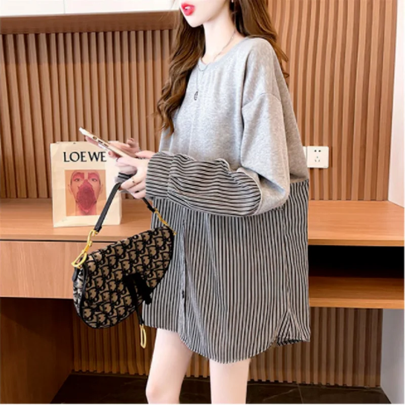 

Spring and autumn new Korean version thin section fake two-piece sweater women loose striped round neck knitted chiffon top