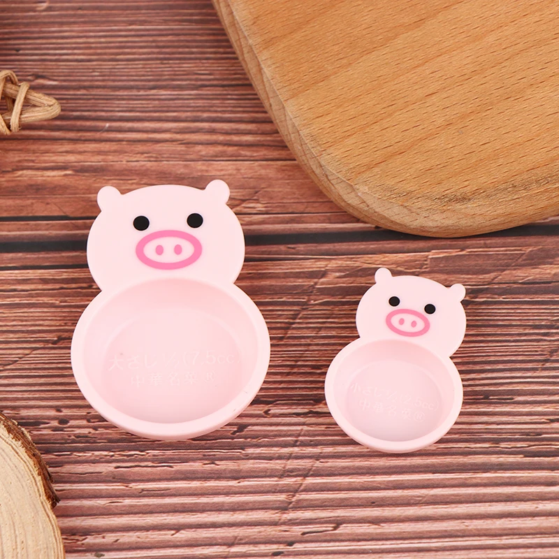 

1Set Doll house mini tableware model mini pig shaped plate shooting scene decorations