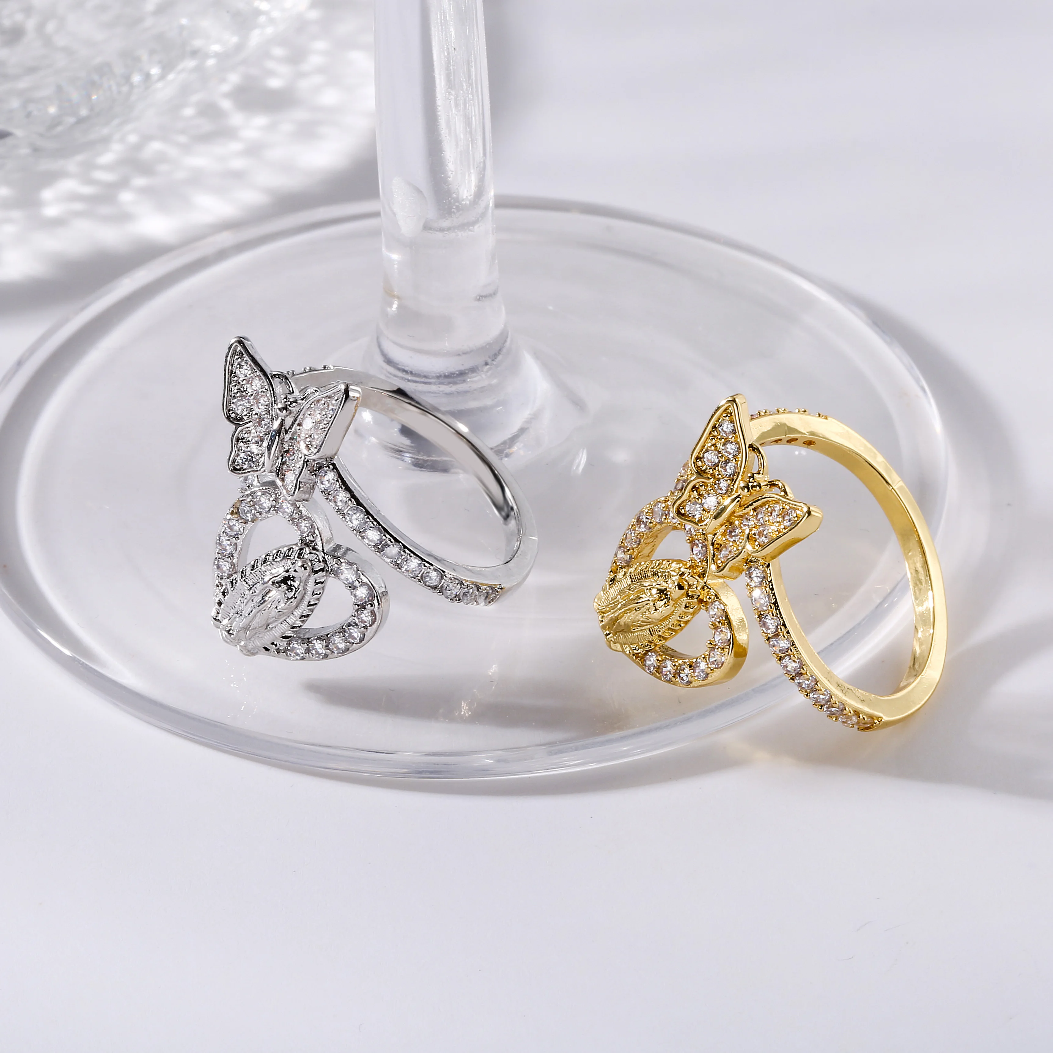 

HECHENG,Vinatge Virgin Mary Open Ring For Women Personality Butterfly Heart Wholesale Fashion Party Jewelry Gift Adjustable