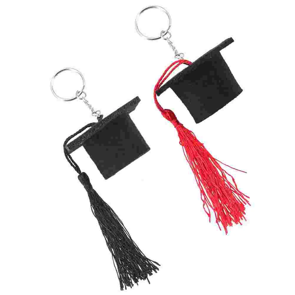 

4Pcs Graduation Season Themed Keychains Felt Metal Keychain Bag Pendants