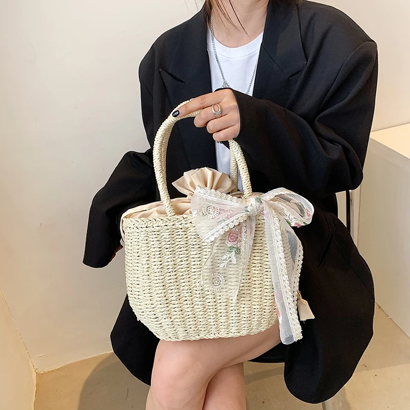 HOCODO 2022 New Straw Handbag Summer Straw Bag Women Fashion Cute Bow Woven Beach Bag Female Handmade Purse Wicker Bag