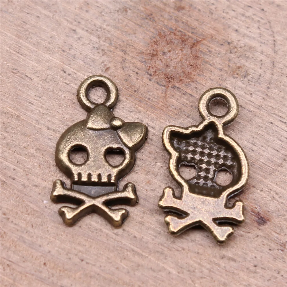 

200Pcs Tibetan Silver/Bronze Skull Head with Bow Charms Pendant Craft for DIY Necklace Earrings Jewelry Making Accessories
