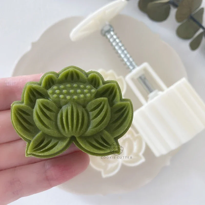 

Формочки для выпечки Lotus