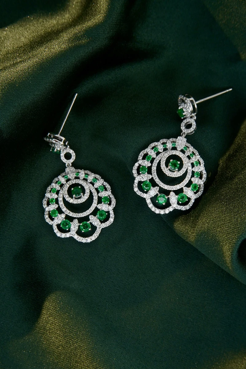 Рисунок 3 - Серьги LUOWEND из белого золота 18 карат